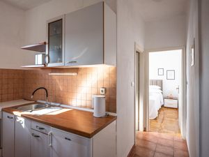 23739749-Ferienwohnung-6-Vinišće-300x225-4