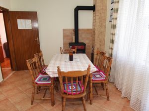 18510801-Ferienwohnung-6-Vinišće-300x225-4