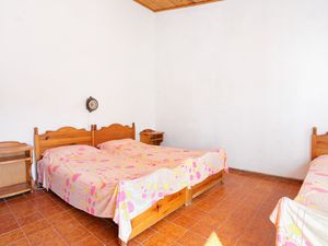 23076557-Ferienwohnung-7-Vinišće-300x225-4