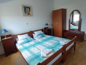 23930421-Ferienwohnung-4-Vinišće-300x225-4