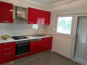 23931800-Ferienwohnung-5-Vinišće-300x225-3