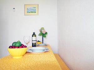 23928772-Ferienwohnung-4-Vinjerac-300x225-3