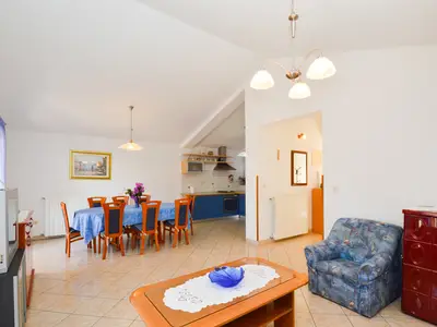 Ferienwohnung für 8 Personen (105 m²) in Vinkuran 9/10