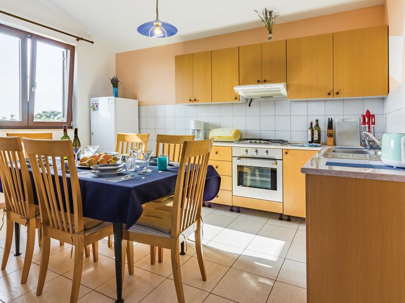 23724087-Ferienwohnung-4-Vinkuran-800x600-2