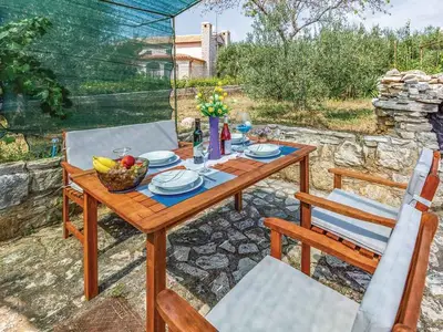 Ferienwohnung für 4 Personen (64 m²) in Vinkuran 5/10