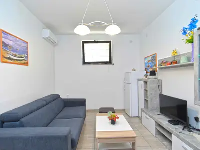 Ferienwohnung für 2 Personen (53 m²) in Vinkuran 6/10