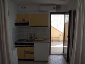 23587290-Ferienwohnung-2-Vir-300x225-5