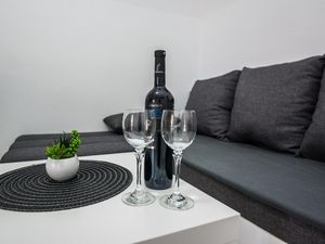 23057951-Ferienwohnung-4-Vir-300x225-4