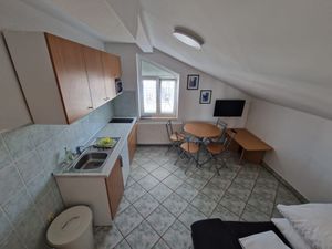 22442047-Ferienwohnung-4-Vir-300x225-3