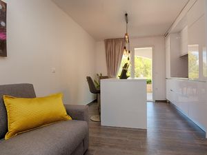 23058087-Ferienwohnung-4-Vir-300x225-4