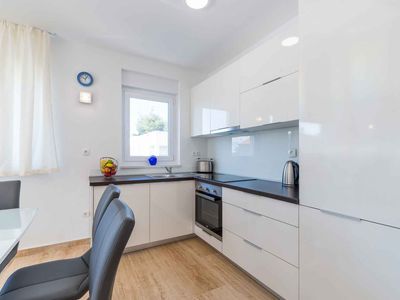 Ferienwohnung für 6 Personen (75 m²) in Vir 8/10