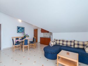 23058575-Ferienwohnung-6-Vir-300x225-3