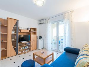 23057719-Ferienwohnung-4-Vir-300x225-5