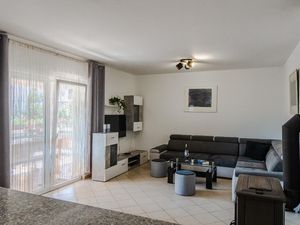 23897153-Ferienwohnung-4-Vir-300x225-4