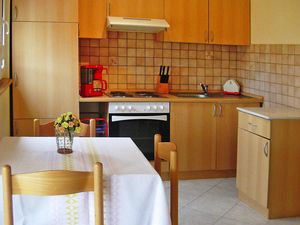 23289854-Ferienwohnung-2-Vir-300x225-5