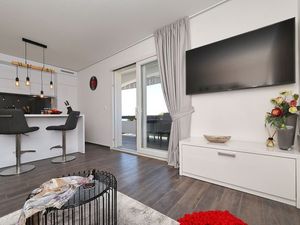 21730843-Ferienwohnung-4-Vir-300x225-5