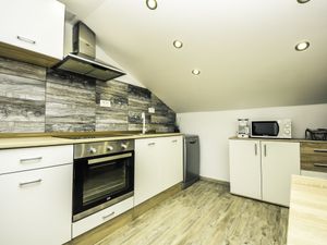 23855826-Ferienwohnung-5-Vir-300x225-1