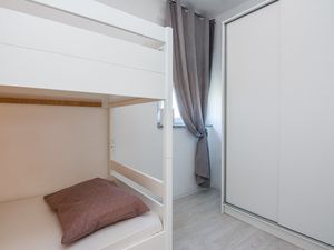 23945252-Ferienwohnung-5-Vir-300x225-4