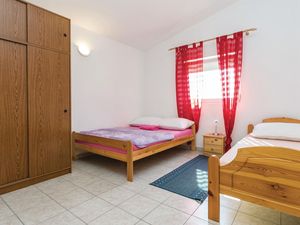 23727442-Ferienwohnung-9-Vir-300x225-4