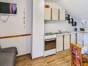 23763809-Ferienwohnung-4-Vir-300x225-2