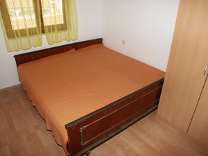 19127153-Ferienwohnung-6-Vir-300x225-3