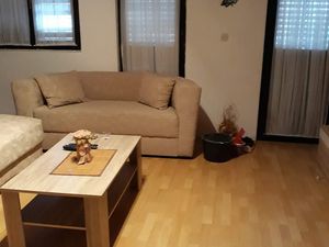 21666451-Ferienwohnung-7-Vir-300x225-1