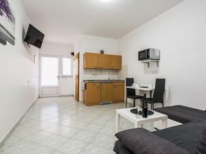 23335135-Ferienwohnung-4-Vir-300x225-3