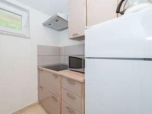 23335344-Ferienwohnung-4-Vir-300x225-4