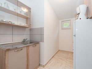 23335344-Ferienwohnung-4-Vir-300x225-5