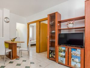 23335320-Ferienwohnung-6-Vir-300x225-3