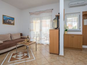 23335326-Ferienwohnung-4-Vir-300x225-4