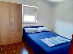 23356832-Ferienwohnung-4-Vir-300x225-4