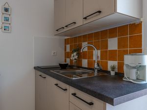 23691947-Ferienwohnung-2-Vir-300x225-5