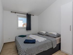 23832247-Ferienwohnung-4-Vir-300x225-4