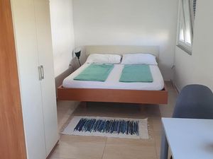 23954884-Ferienwohnung-2-Vir-300x225-3