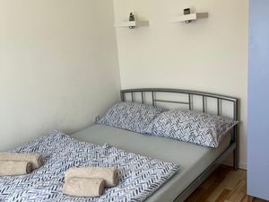 23980329-Ferienwohnung-5-Vir-300x225-5