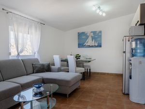 23980776-Ferienwohnung-4-Vir-300x225-3