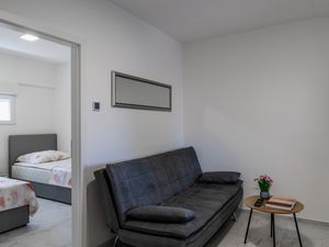 24014725-Ferienwohnung-4-Vir-300x225-2