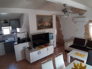 23933588-Ferienwohnung-4-Vir-300x225-3