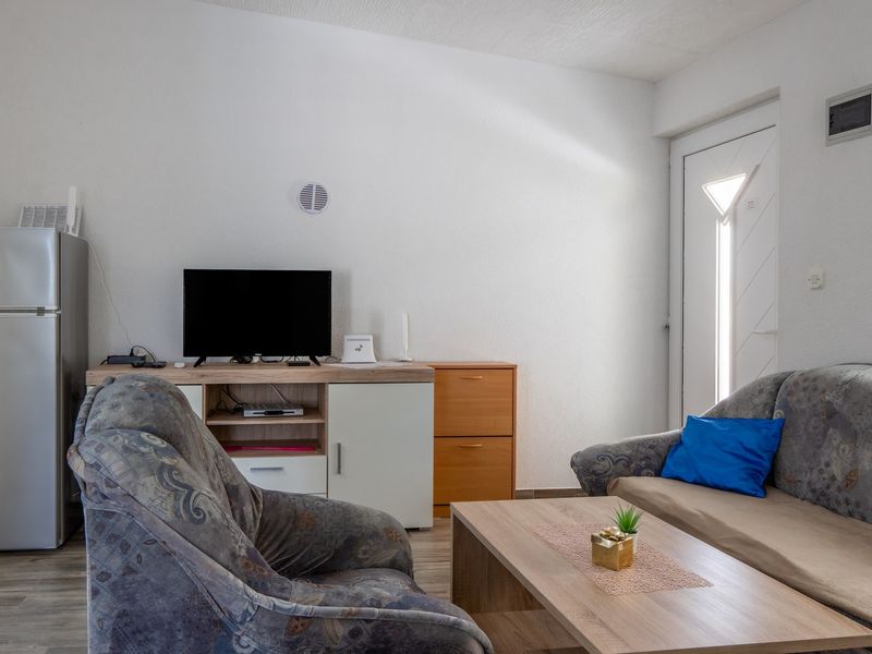 24018712-Ferienwohnung-4-Vir-800x600-2