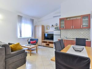 23544685-Ferienwohnung-4-Vir-300x225-4