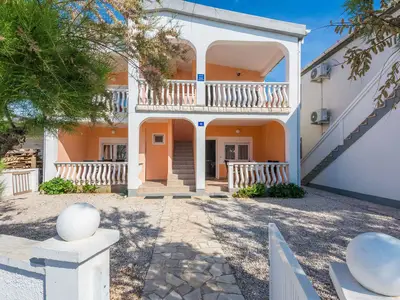 Ferienwohnung für 4 Personen (54 m²) in Vir 5/10