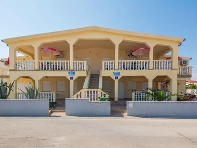 Ferienwohnung für 2 Personen (24 m²) in Vir 5/10