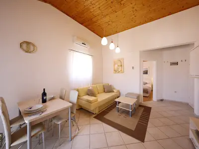 Ferienwohnung für 4 Personen (44 m²) in Vir 6/10