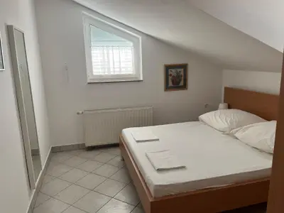 Schlafzimmer Ansicht I