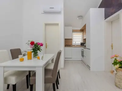 Ferienwohnung für 6 Personen (52 m²) in Vir 10/10