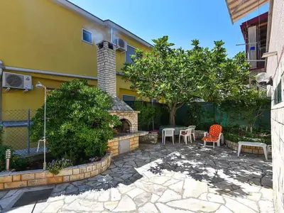 Ferienwohnung für 6 Personen (75 m²) in Vir 9/10