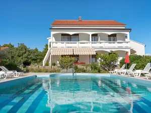 Ferienwohnung für 5 Personen (70 m²) in Vir