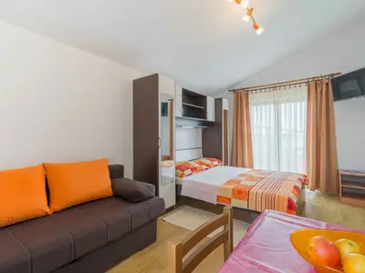 Ferienwohnung für 3 Personen (38 m²) in Vir 9/10