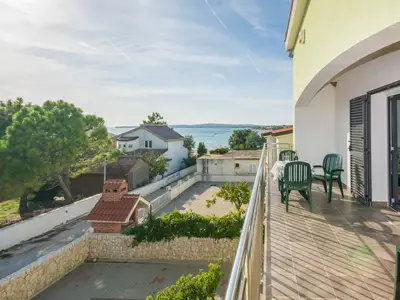 Ferienwohnung für 5 Personen (65 m²) in Vir 2/10